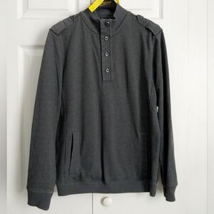 GAP Pullover sweatshirt